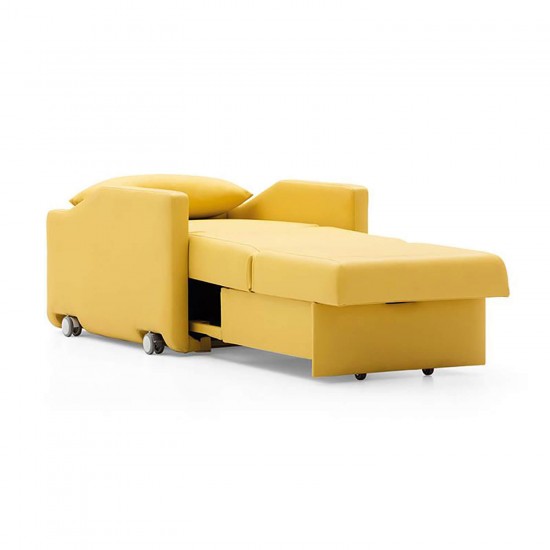 Attendant Couch with Castors Attendant Couch with Castors